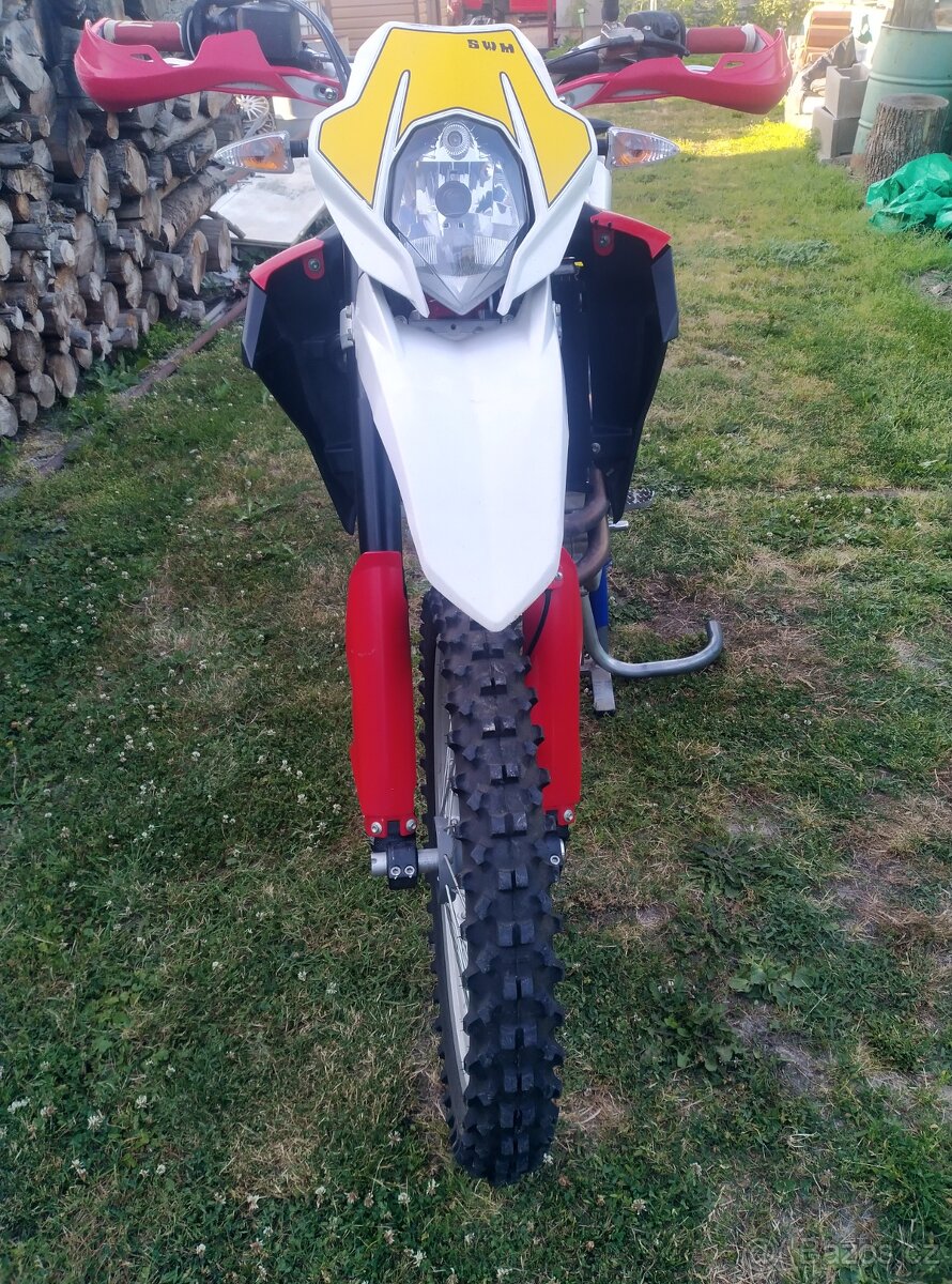 Swm rs 650r - 3