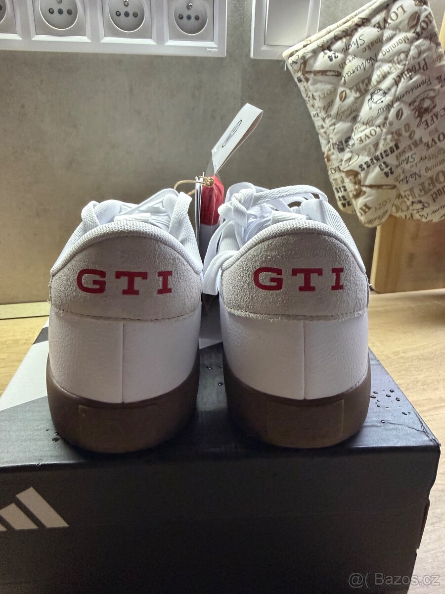 Adidas GTI speciální edice - 3