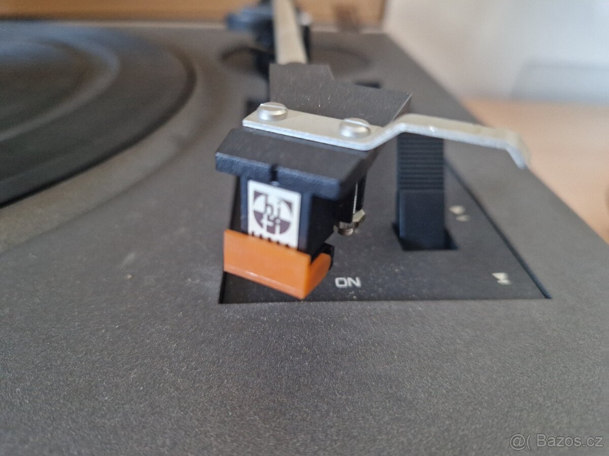 Gramofon Tesla NZ30 - 3