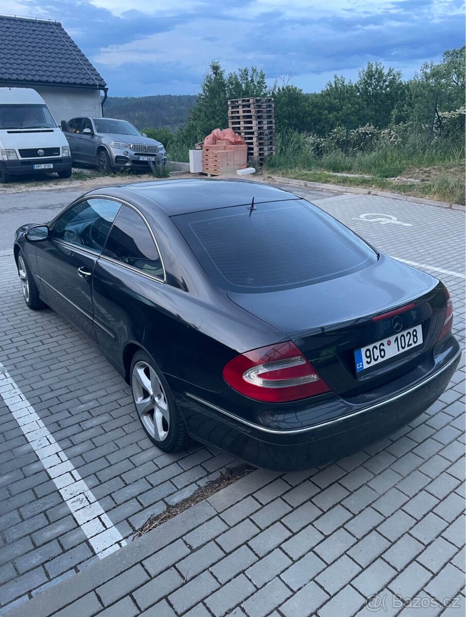 Mercedes-Benz CLK 270 CDI - 3