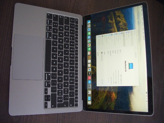 APPLE MACBOOK AIR 2020 - 3
