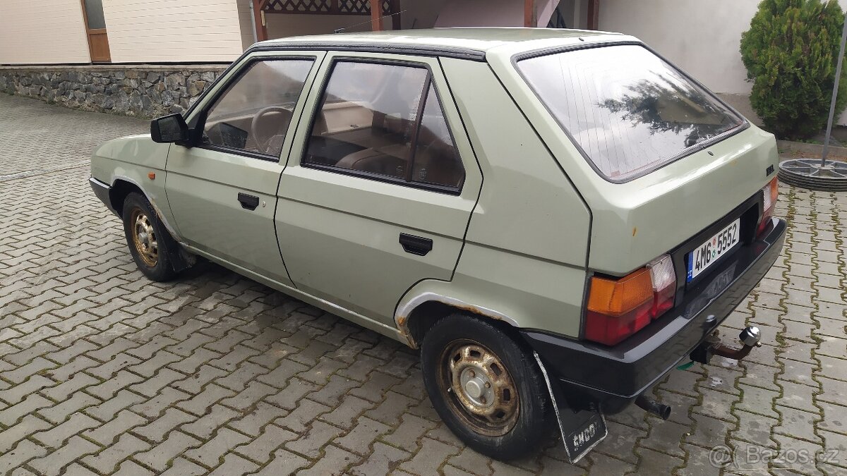 Prodám Škoda favorit - 3