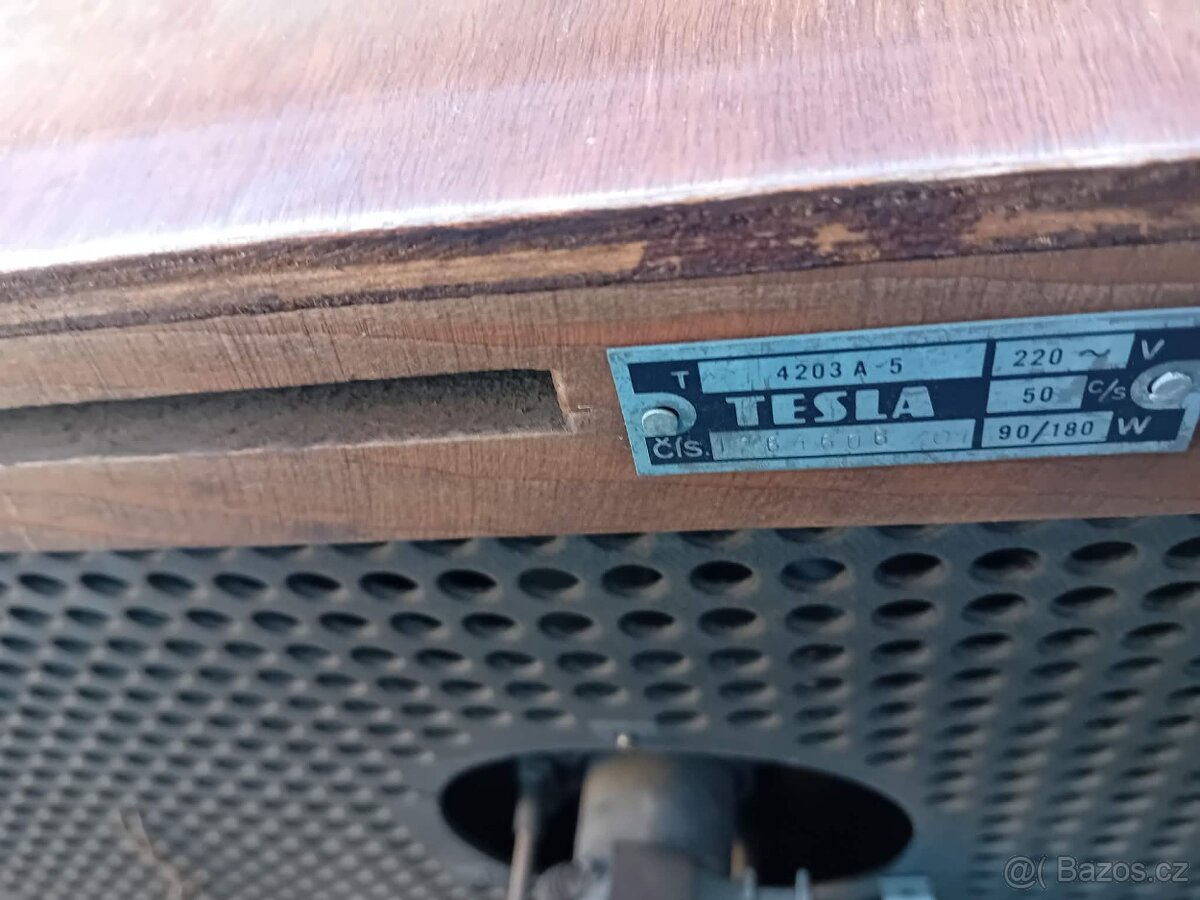 Tesla Athos - 3