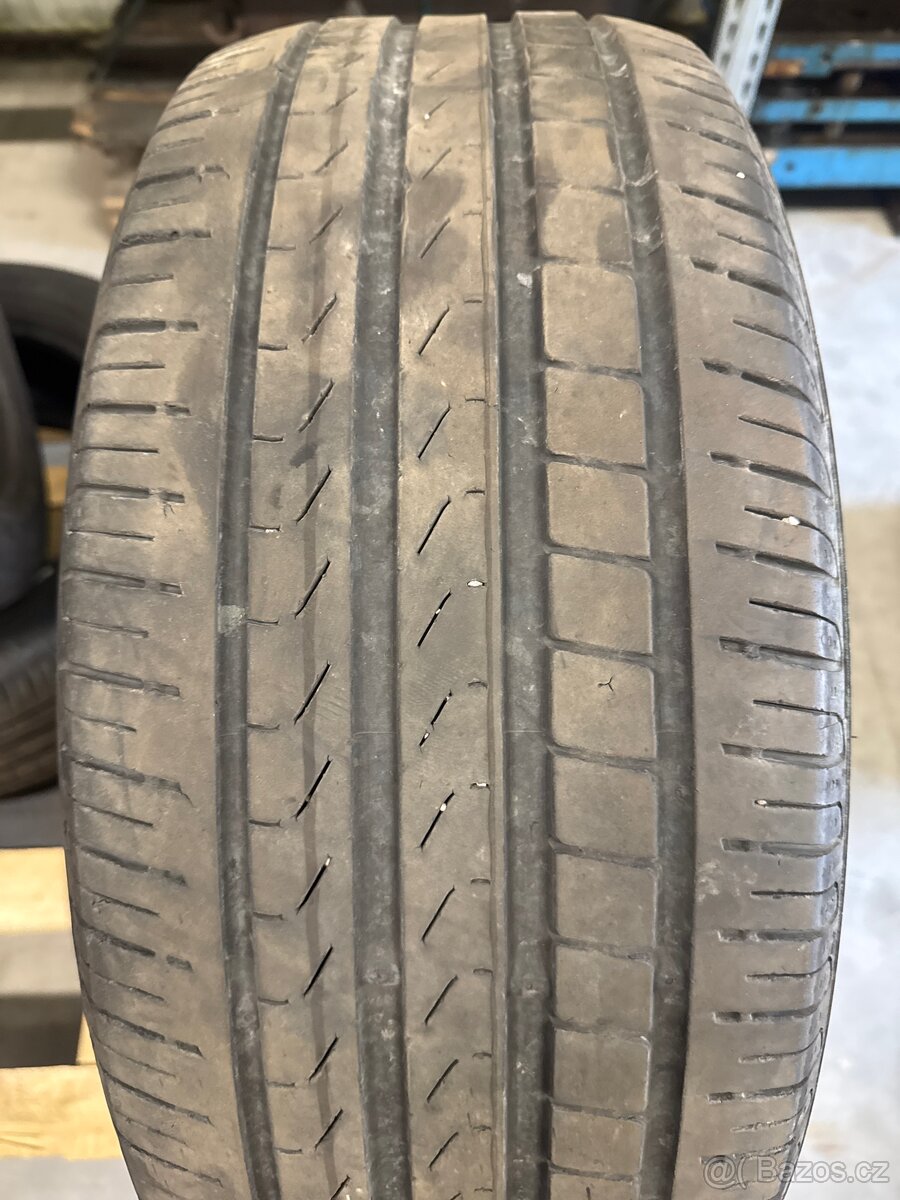 Sada letnich pneu 235/55R18 - 3