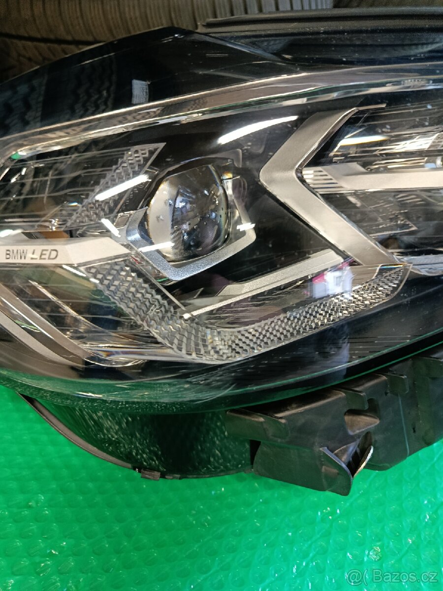 BMW X3 X4 přední světlomet - 3