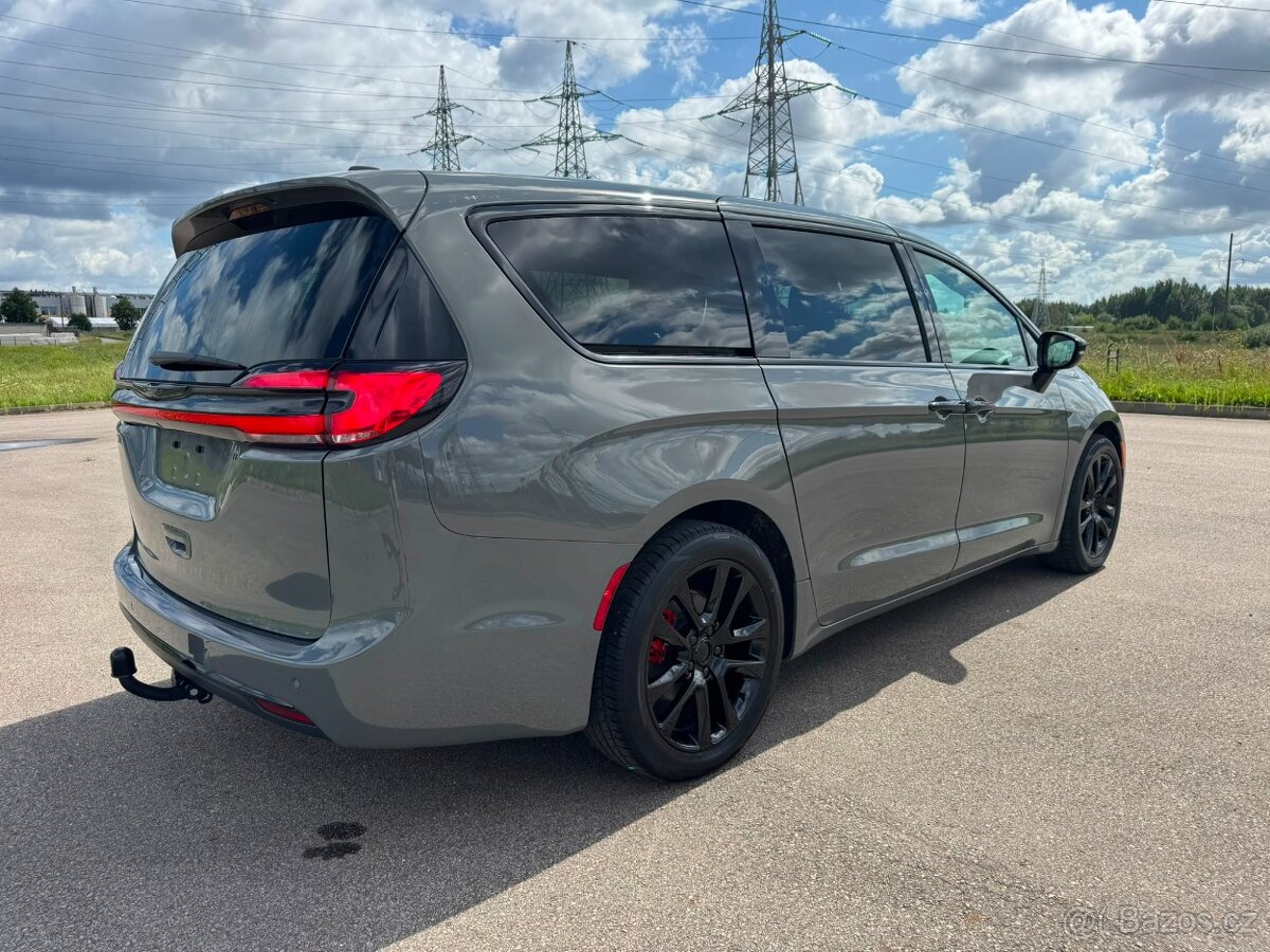 Chrysler Pacifica L Hybrid 3.6 V6 r.v.2022 - 3