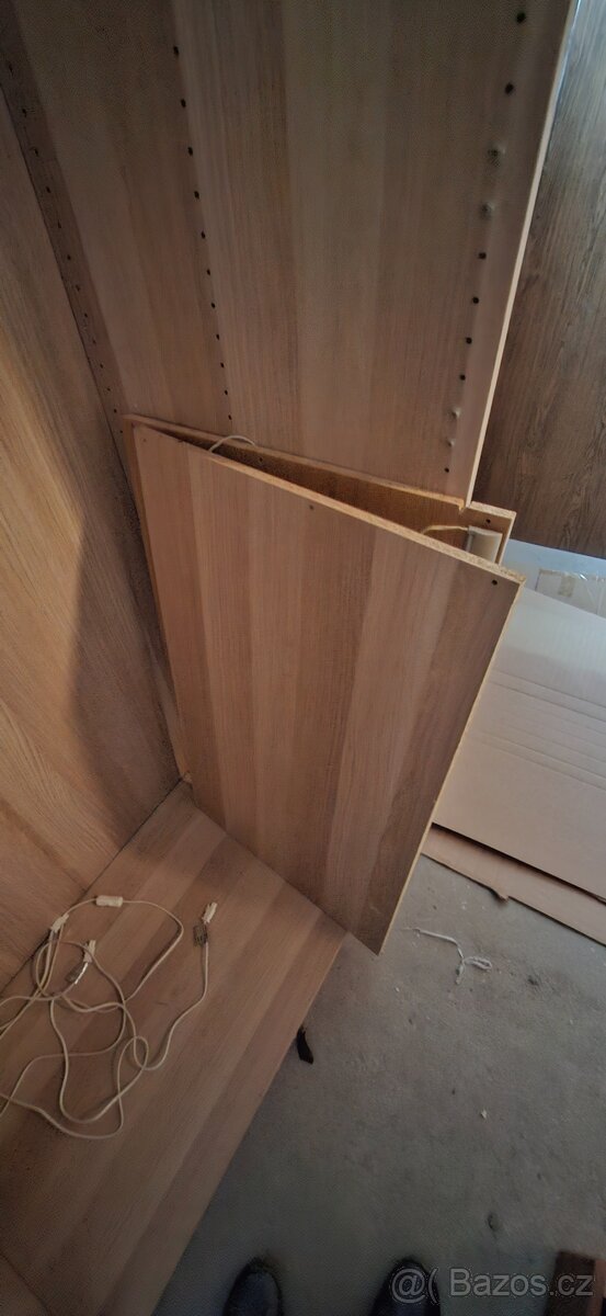 Šatní skříň IKEA - 3