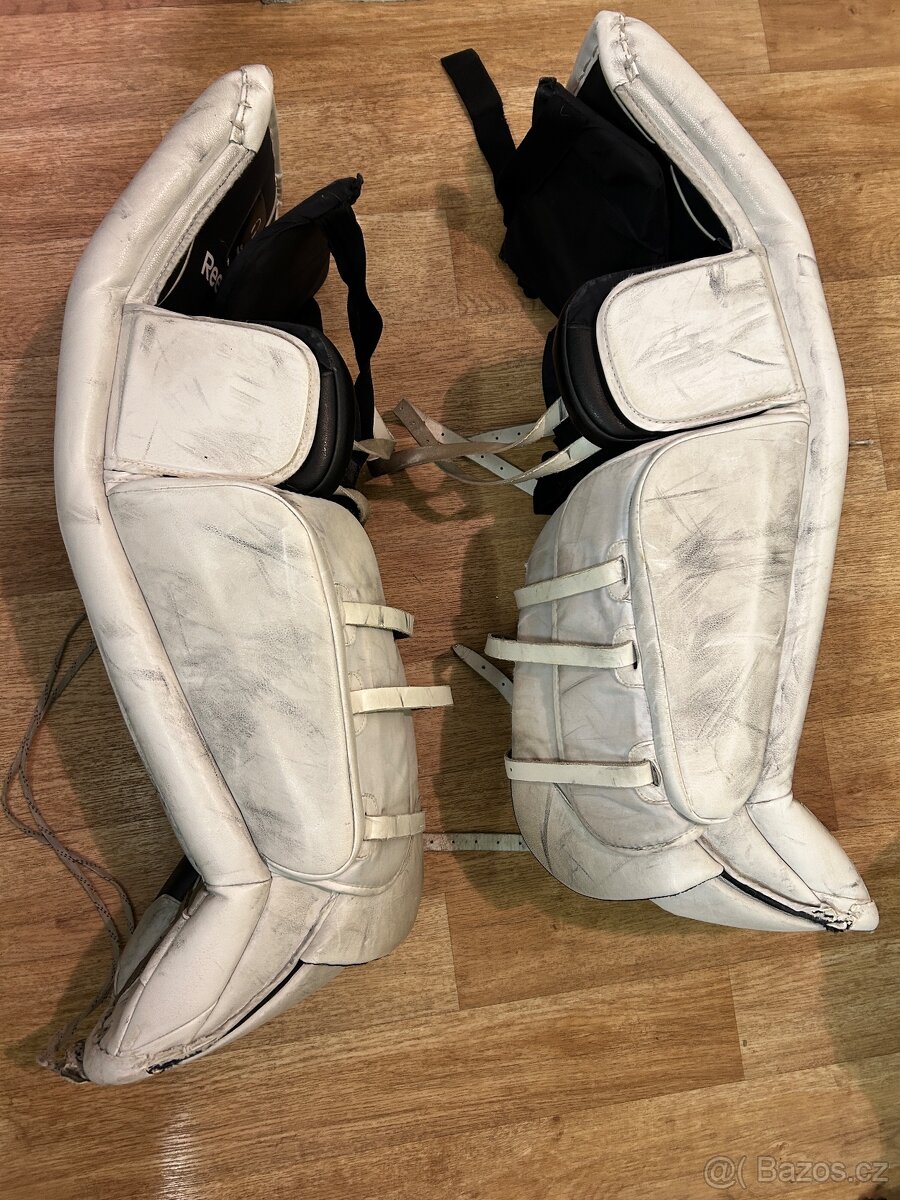 Hokejové betony Reebok – vel. 35+2 - 3