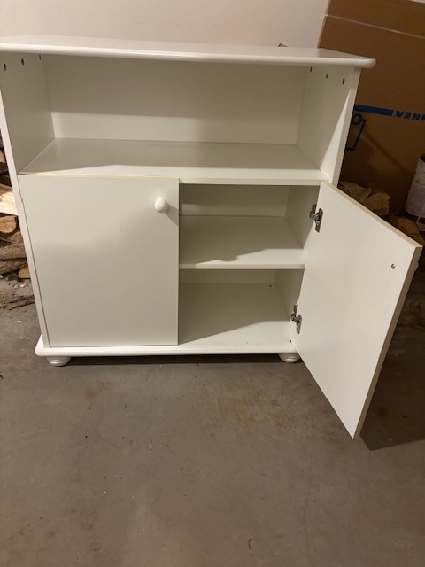 Skříňka s přebalovacím pultem - 3