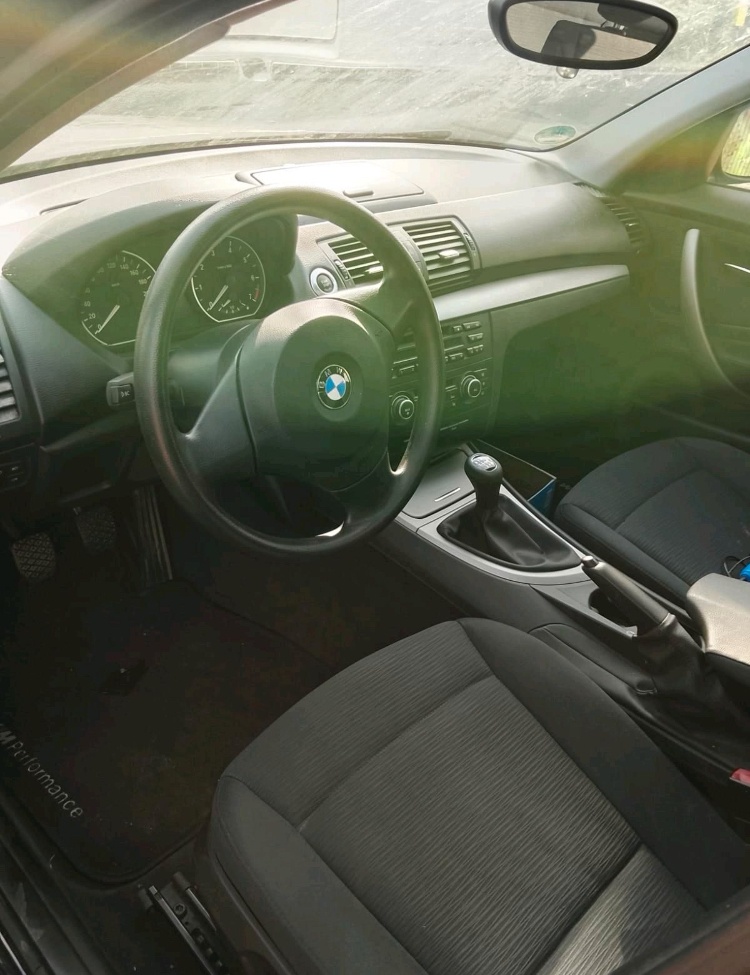 BMW E87 BMW 118i NÁHRADNÍ DÍLY - 3