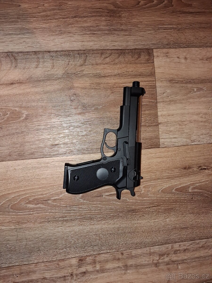 Airsoft pistole M22 - 3
