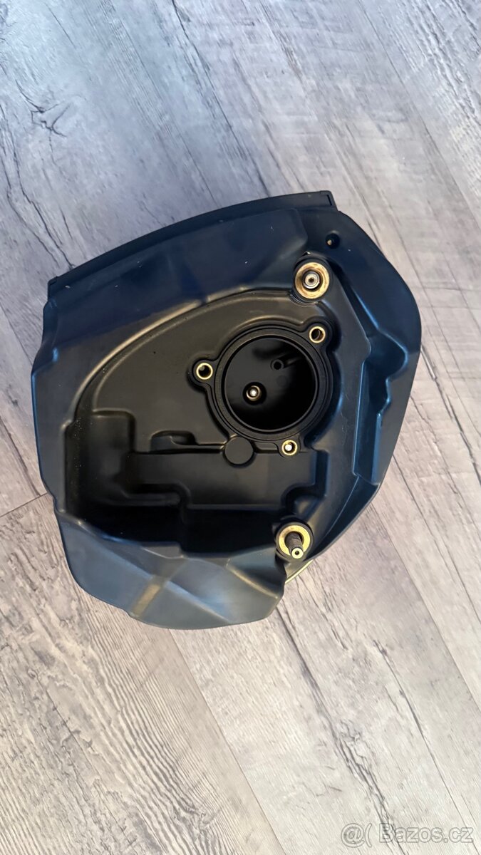 Sání Harley Davidson M8 - 3