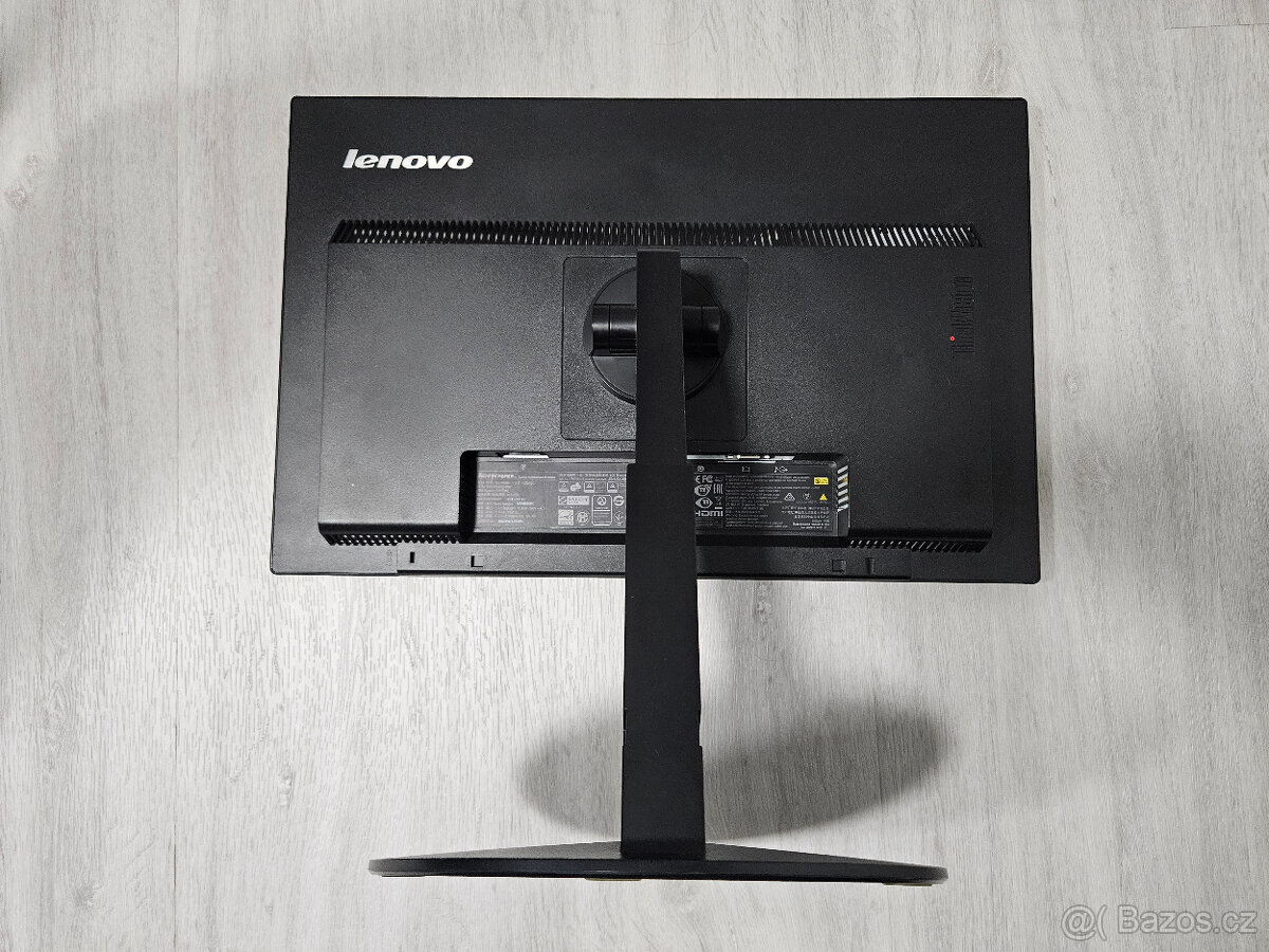 Monitory Lenovo ThinkVision T2254pC - 3