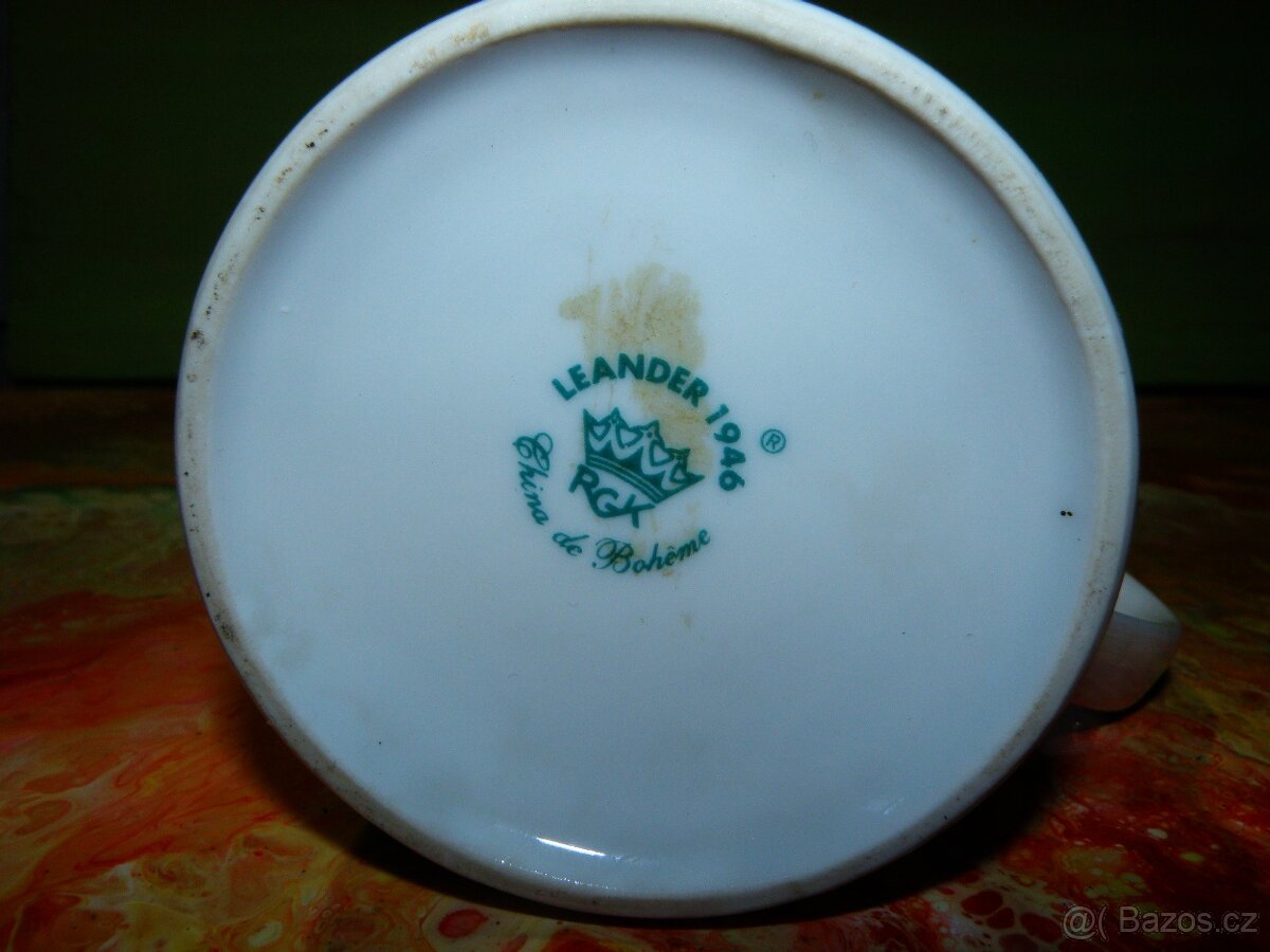 Starožitný hrnek - 3