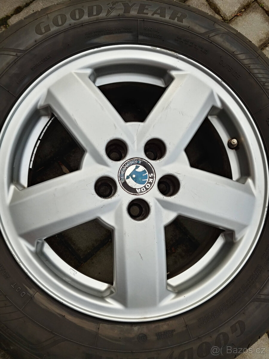 Letní pneu s disky R15 - 3