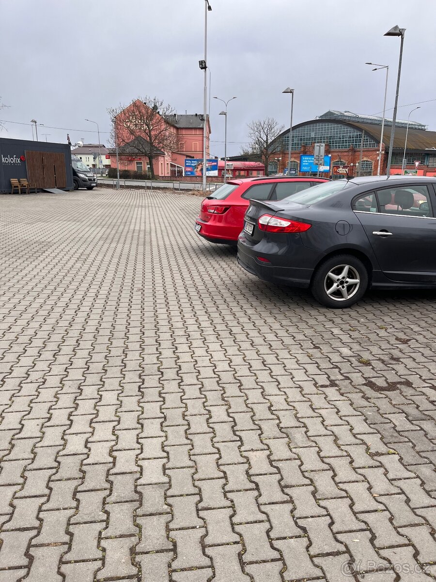 Parkovací stání 12 míst - 3
