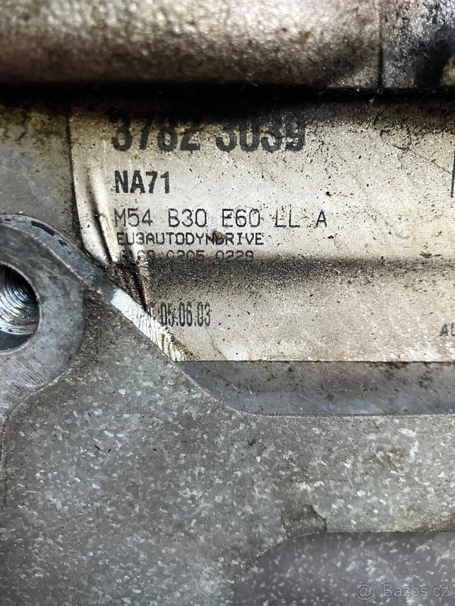 Motor m54b30 e60 530i - 3
