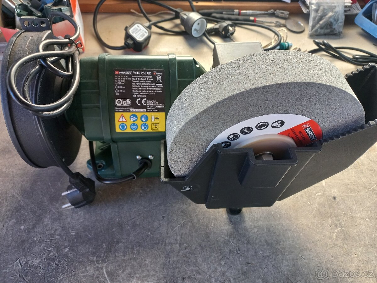 Prodám tyto brusky od PARKSIDE. 1) Bruska na suché a mokré - 3
