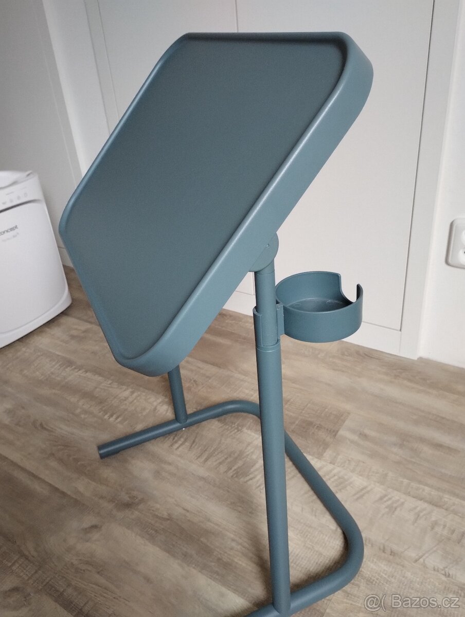 Nastavitelný stoleček - 3