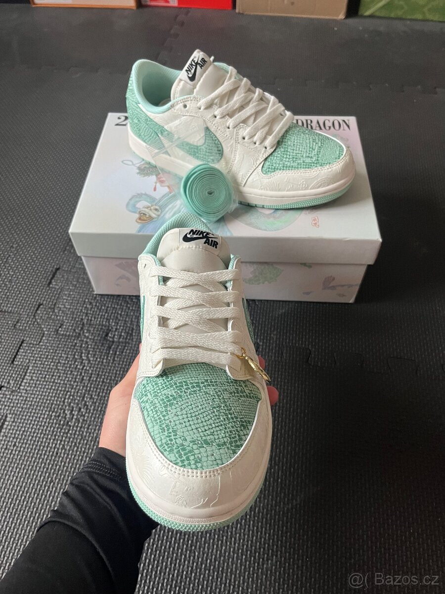 Nike Air Jordan 1 Low Dragon - 3