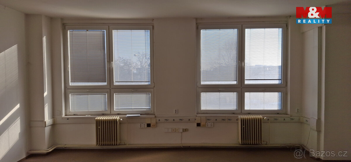 Pronájem kancelářského prostoru, 37 m², Plzeň, ul. Borská - 3