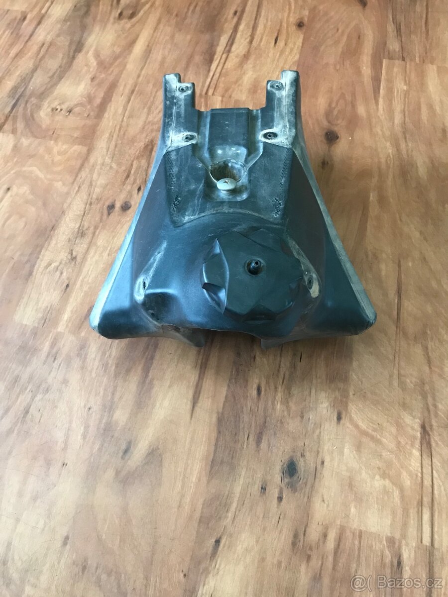 KTM SXF 250 2018 NÁDRŽ - 3