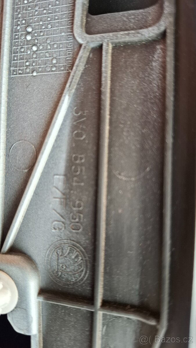 Škoda Superb III 3 lišta dveří 3V0854950 - 3