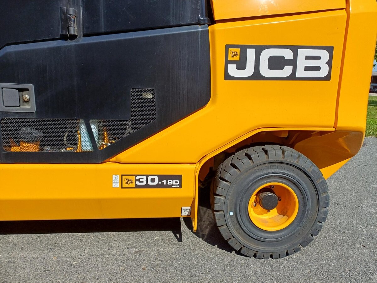 Vysokozdvižný vozík JCB TELETRUK - 3
