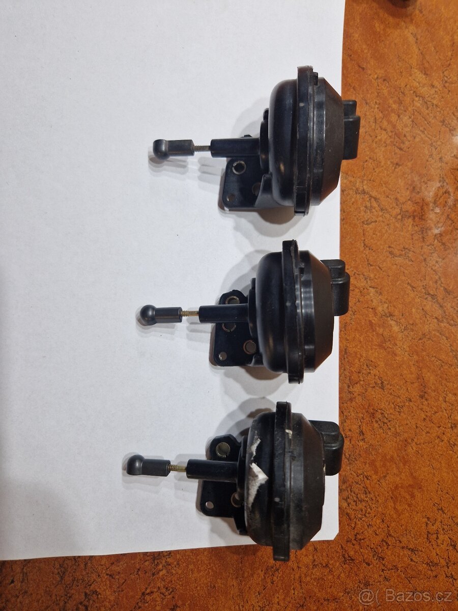 Nove nahradni dily karburator Favorit (Jikov LEKR) - 3