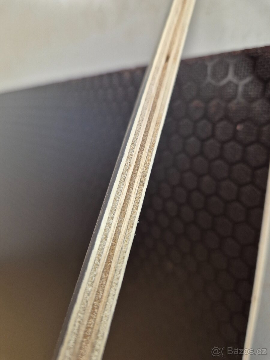 Voděodolná překližka 9mm - 3