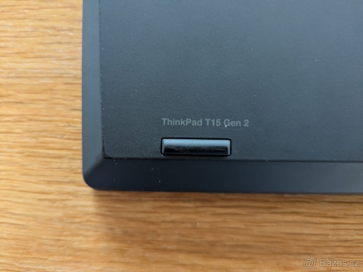 Lenovo ThinkPad T15 Gen 2 - 3