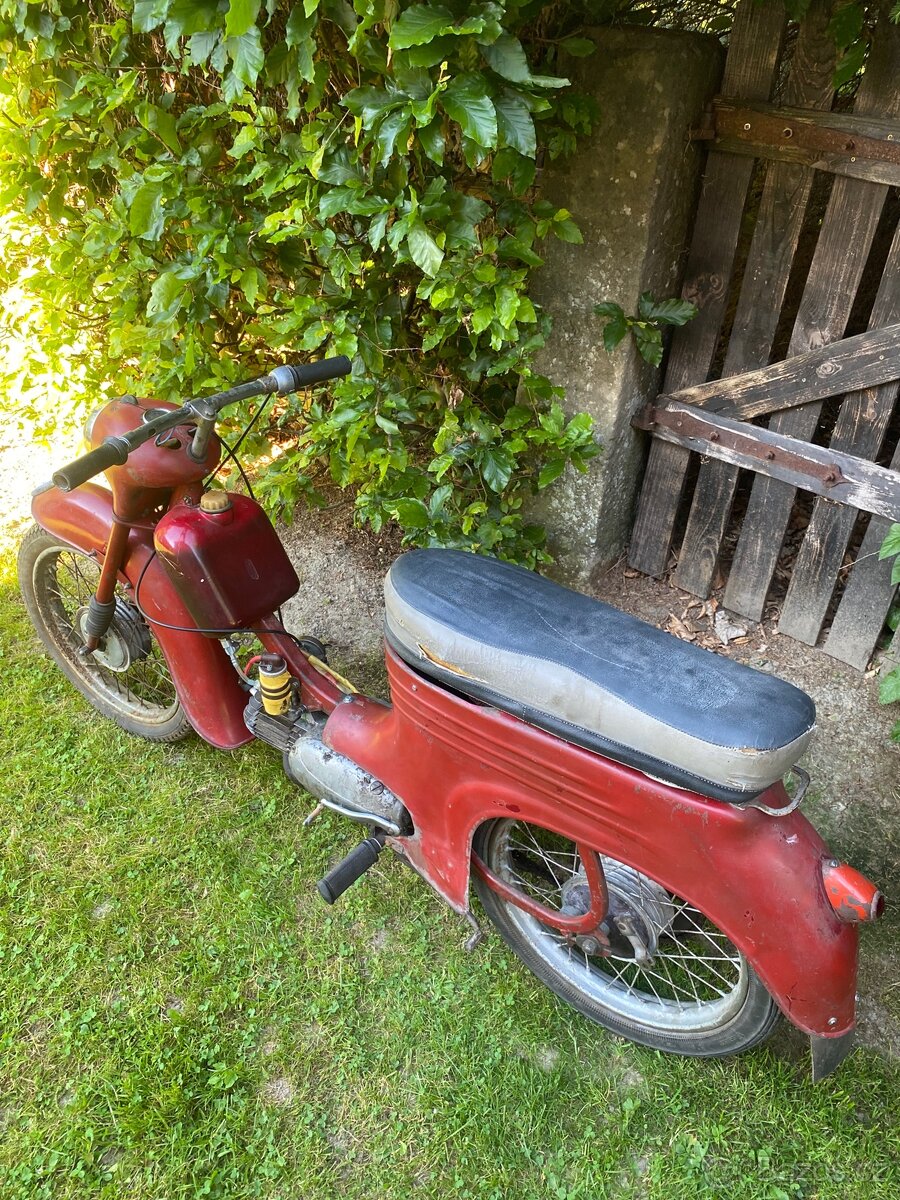 Jawa 555 - 3
