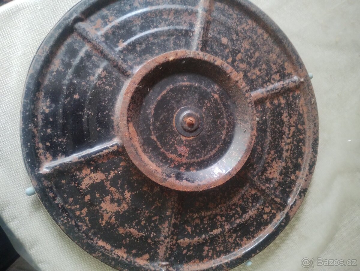 Skleněný poklop - 3