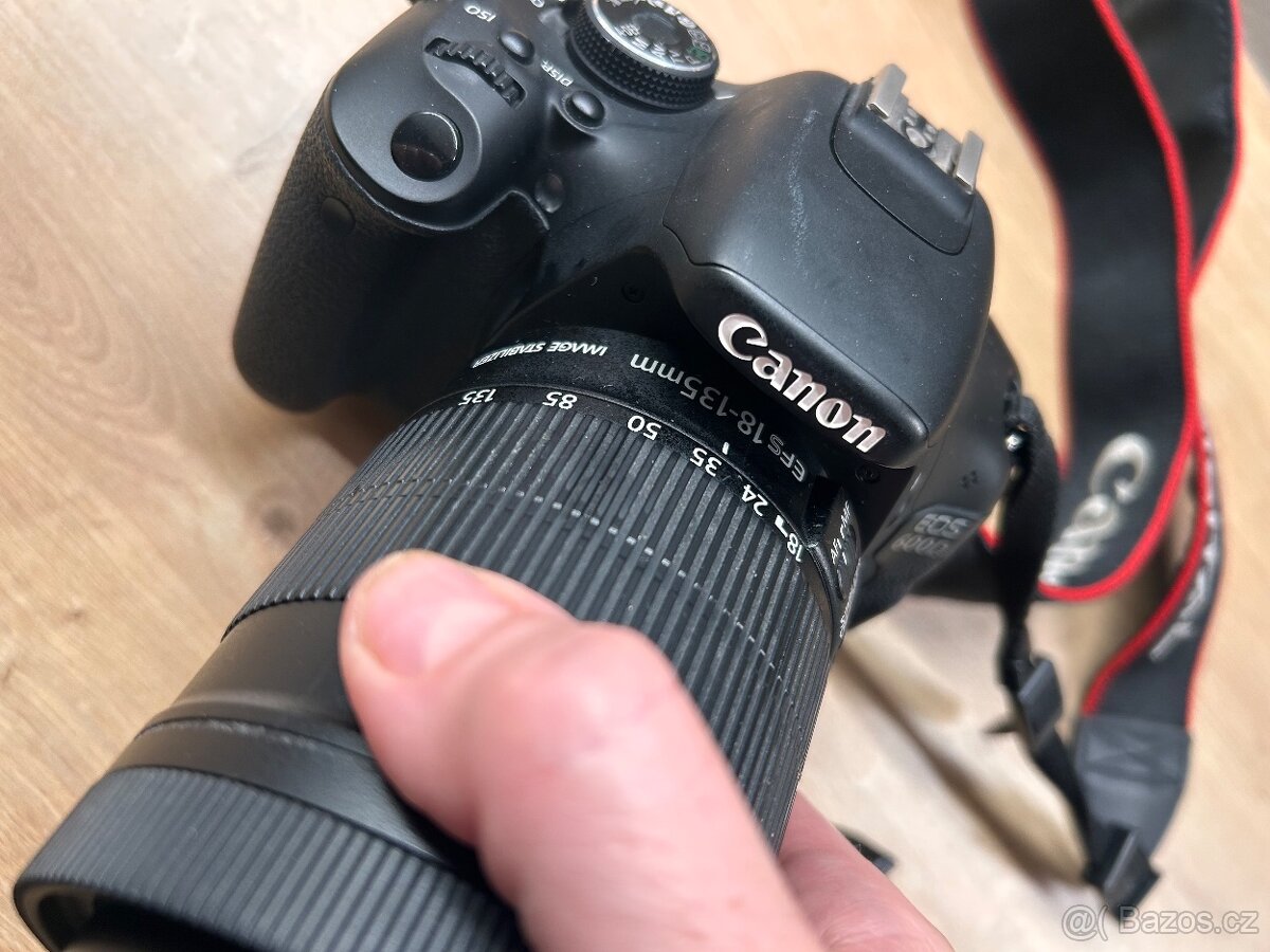 Zrcadlovka Canon EOS 600D - 3