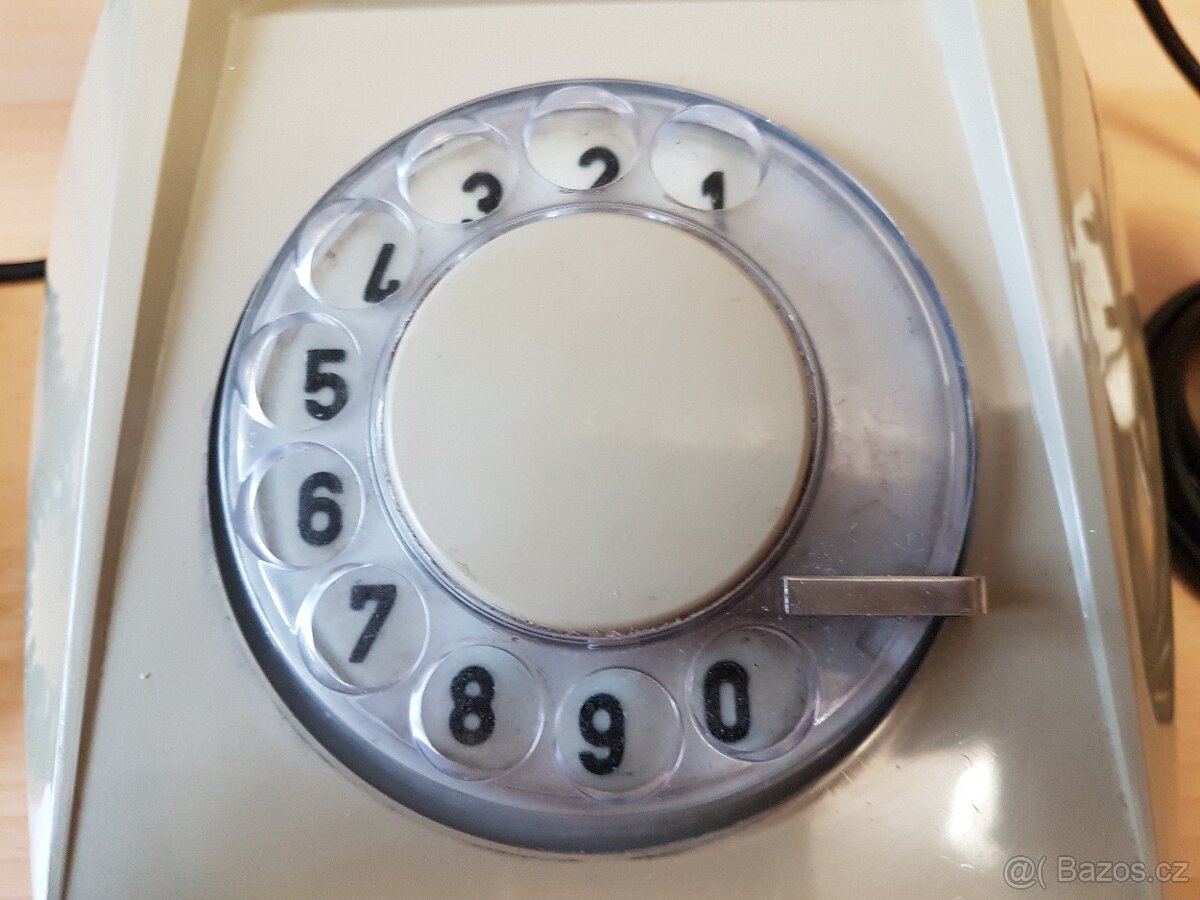 Retro telefon Tesla Stropkov - 3