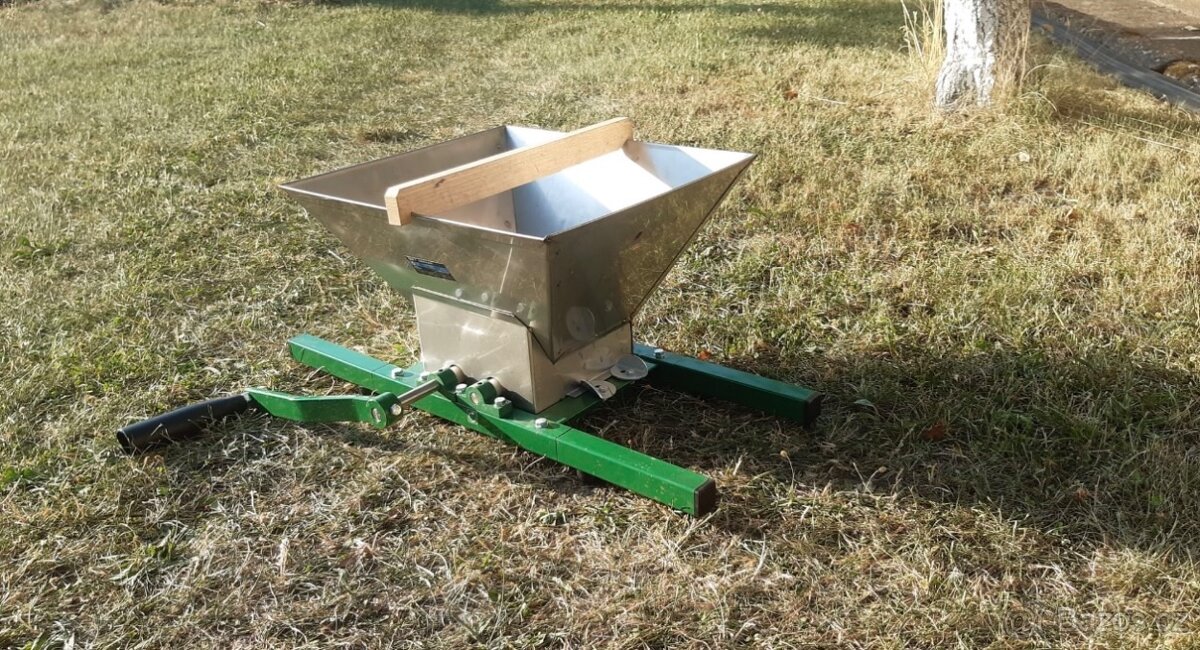 Drtič ovoce 7l - 3