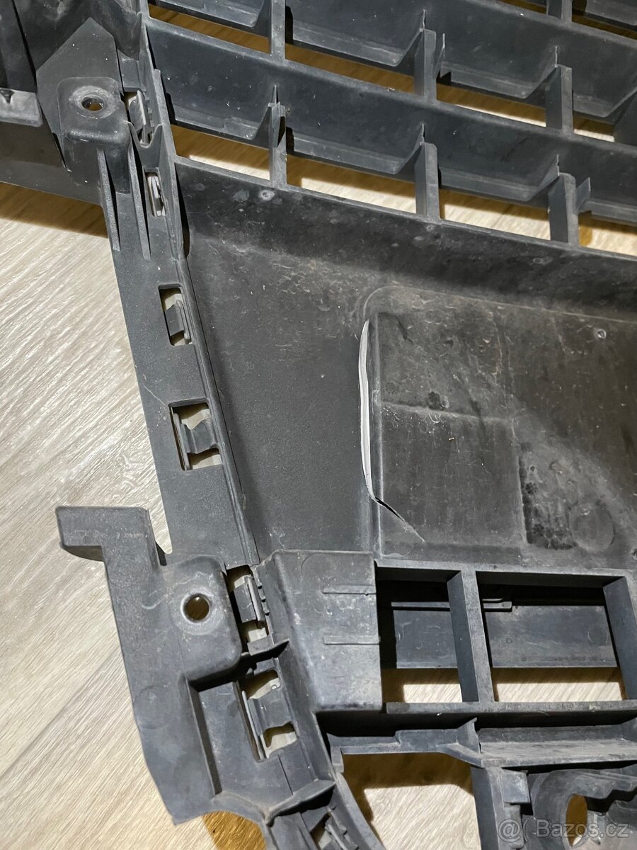 Přední maska AUDI A5 (B8) 8T0853651E - 3