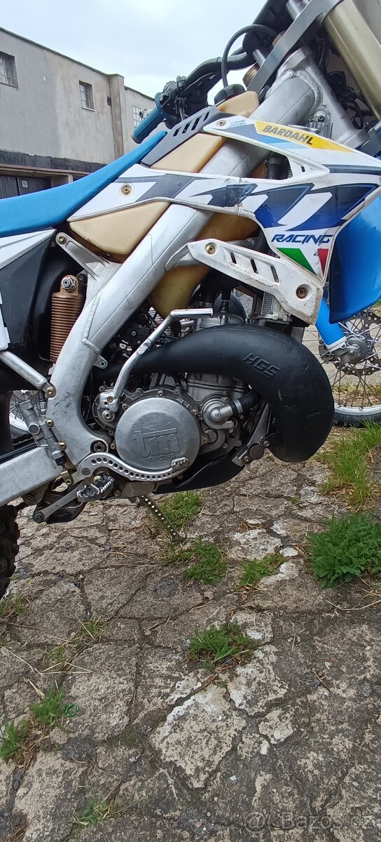 TM EN 300