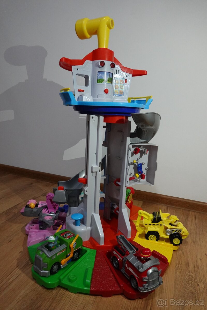 SPIN MASTER Tlapková patrola Hlídkovací věž v životní veliko - 3