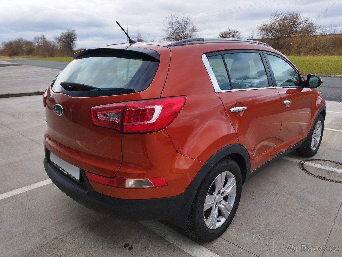 KIA SPORTAGE 1.6i, 1.majitel,koupeno v ČR - 3