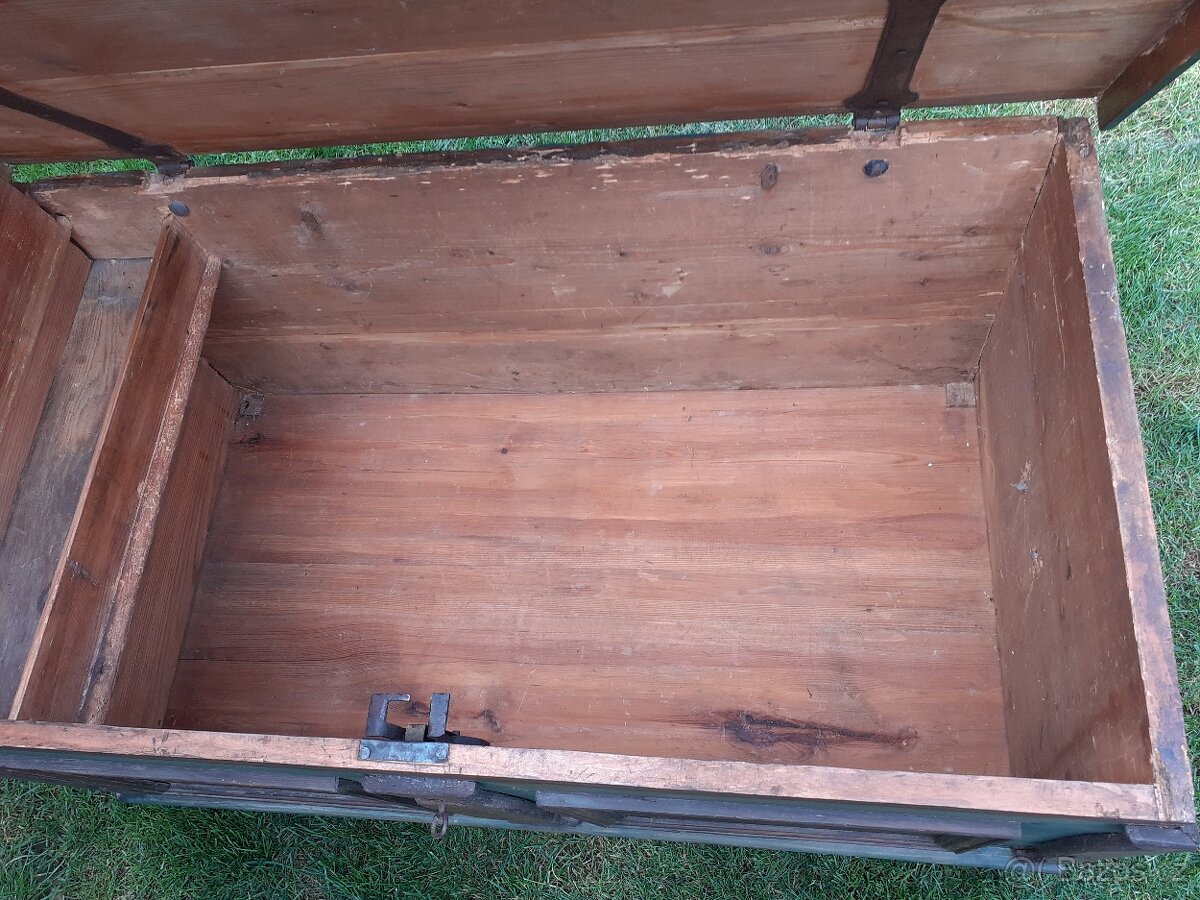 Stará malovaná truhla - 3