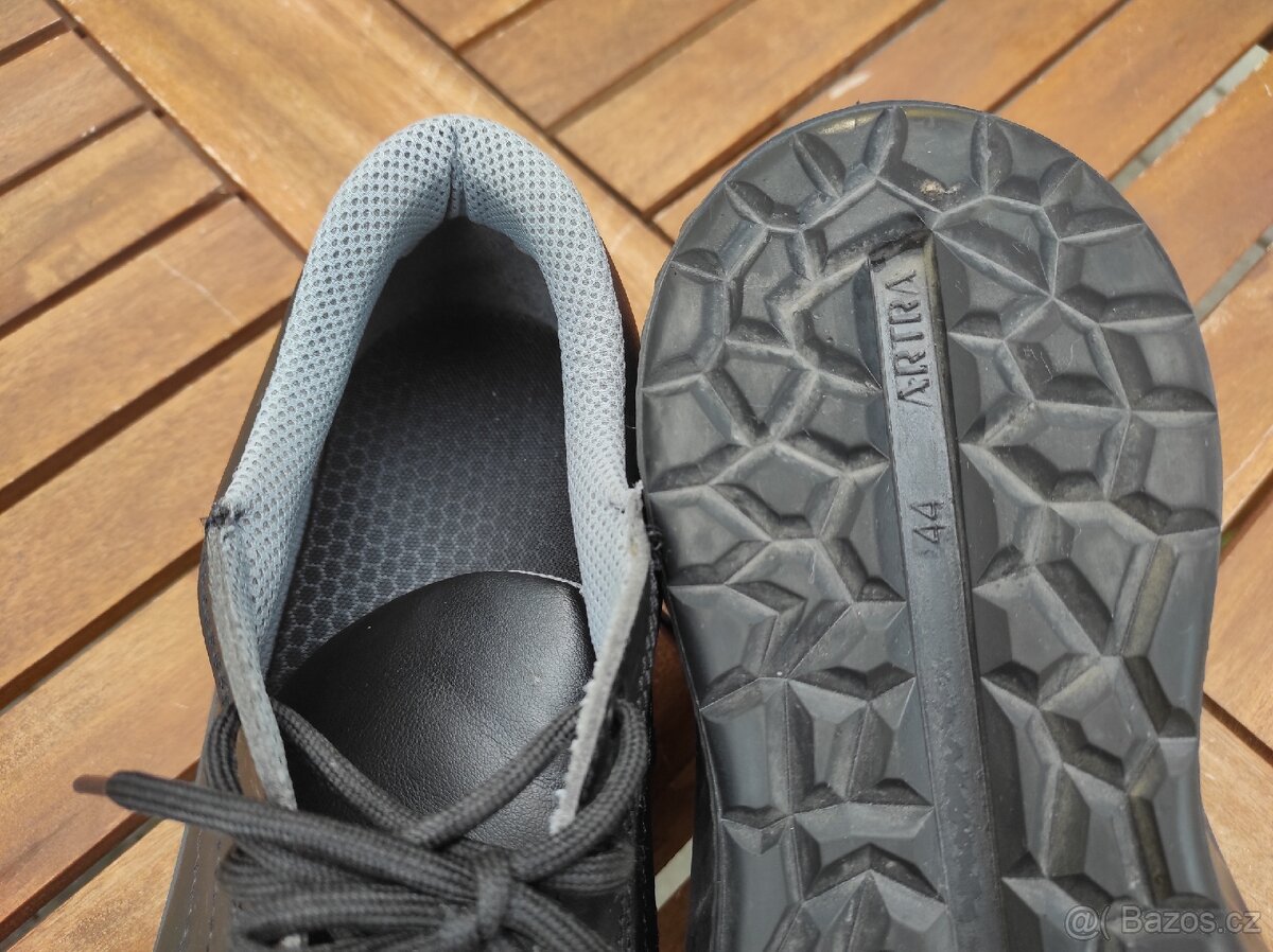 Pracovní boty 44 s kovovou špičkou - 3