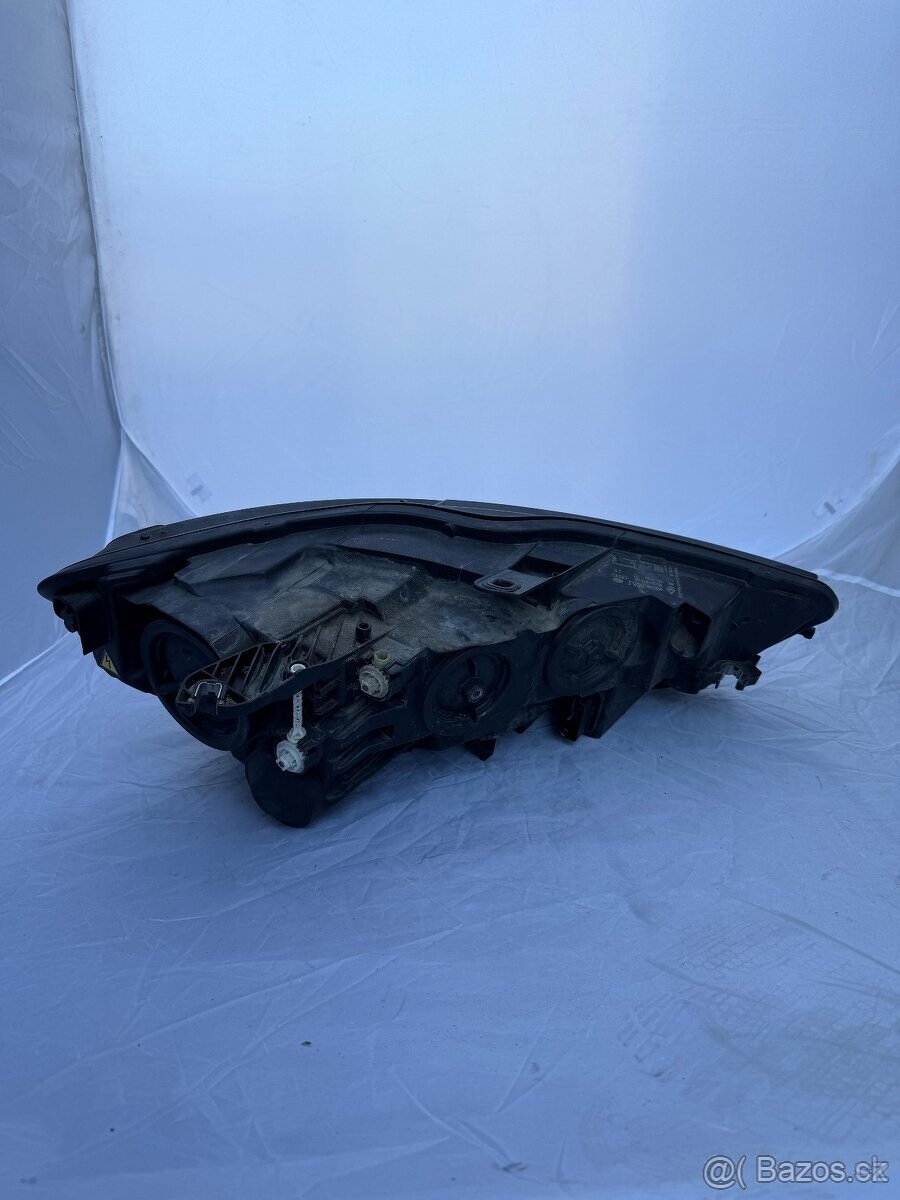 Predám svetlo Audi A6 C7 - 3