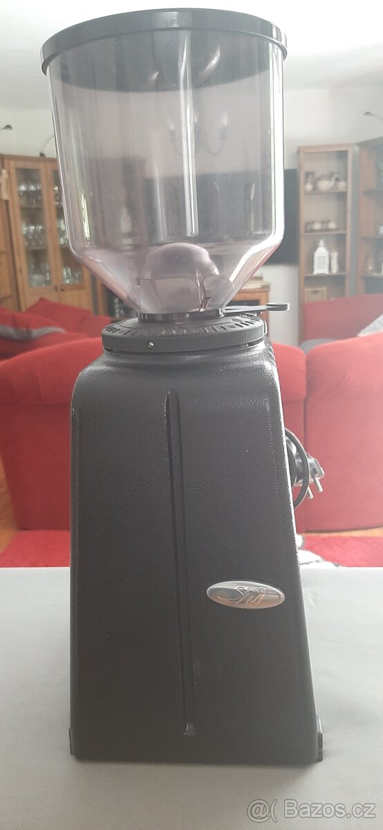 Profi mlýnek na kávu La San Marco - 3