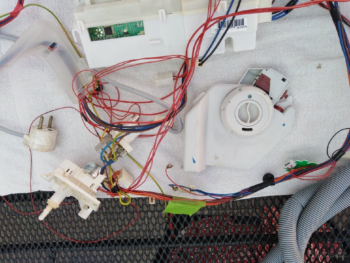 Brandt, díly myčky - 3