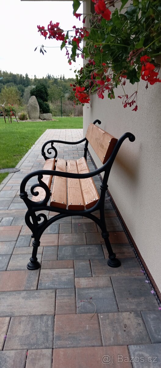 Litinová zahradní lavička - 3