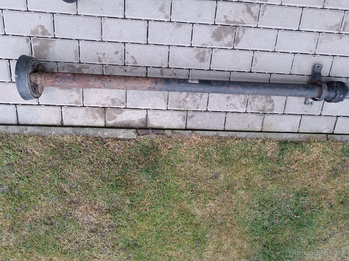 PRODÁM NA ŠKODA OCTAVIA I KARDAN - 3