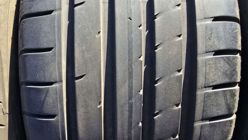 Letní pneu 245/45/18 Good Year - 3