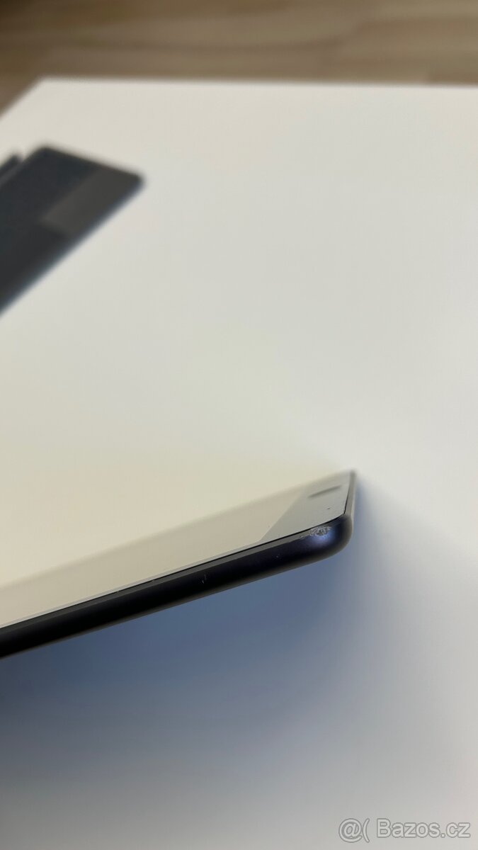 Ipad 9th gen + Logitech combo touch - 3
