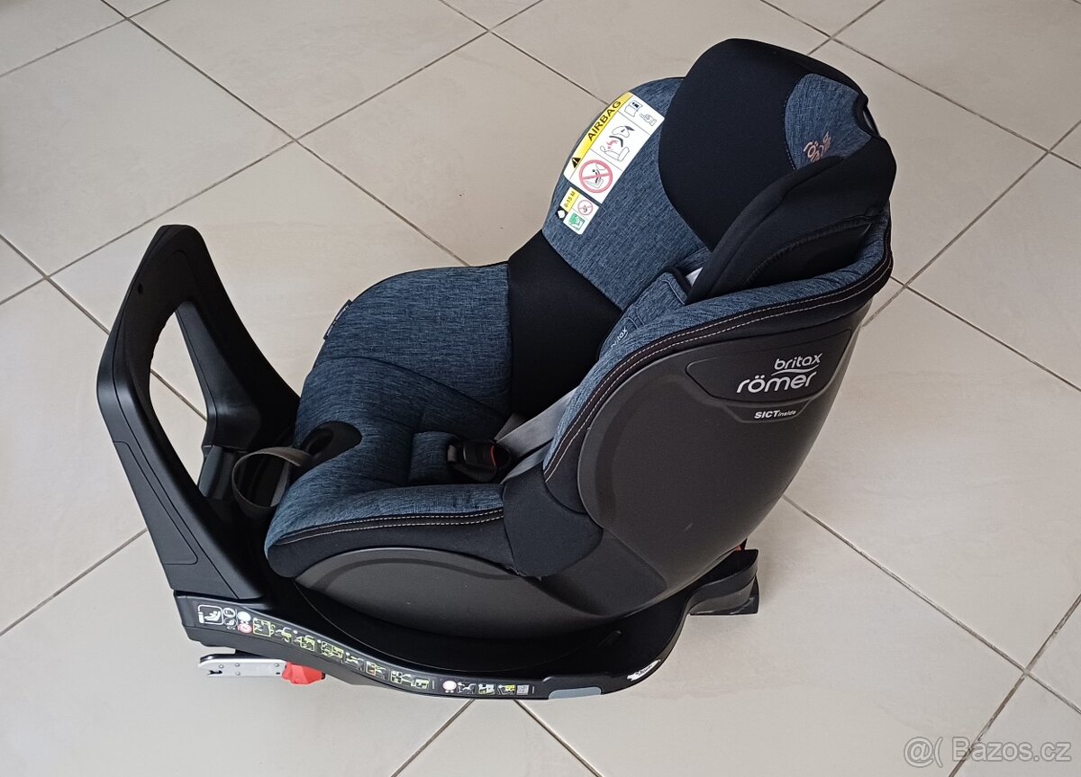Britax Dualfix i-SIZE v barvě Blue Marble - 3